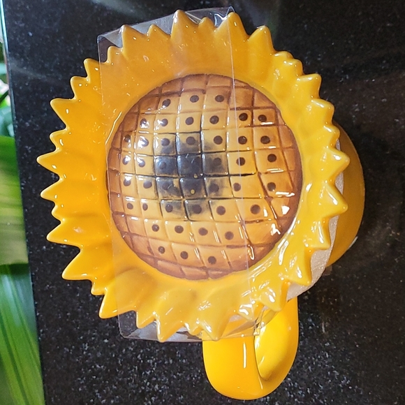 🌻Rae Dunn Pretty Mom Mug - Picture 3 of 4